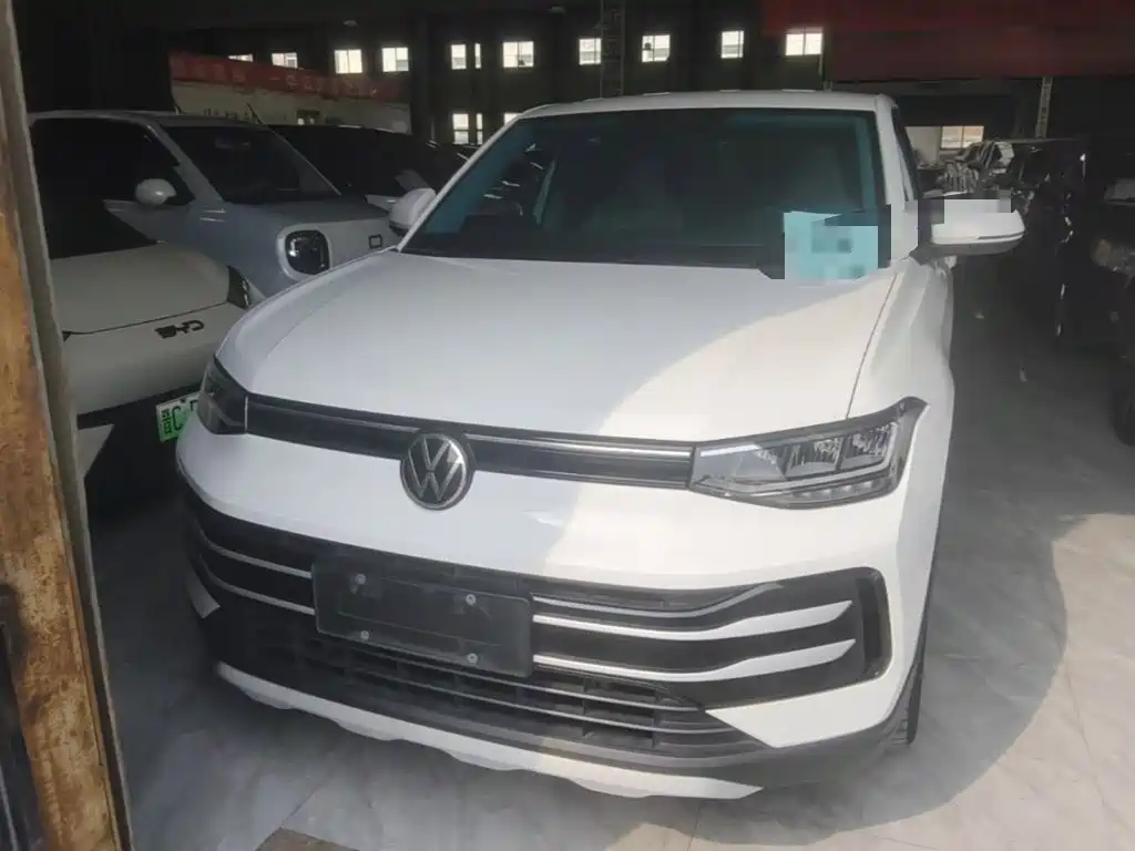 Volkswagen Tharu — миниатюра 3