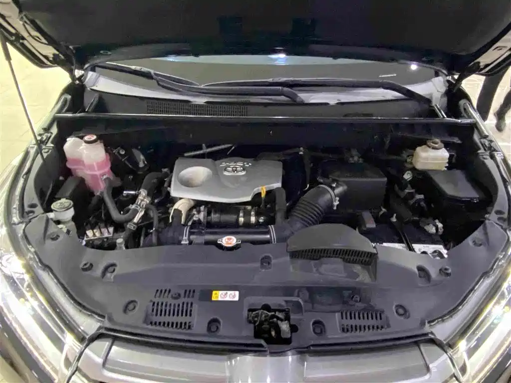 Toyota Highlander — миниатюра 14