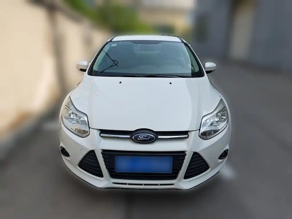 Ford Focus 2012 1.6L MT Comfort