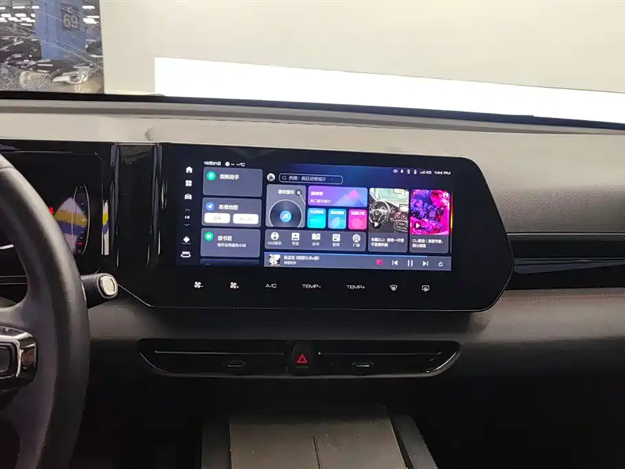 Haval Xiaolong — миниатюра 13