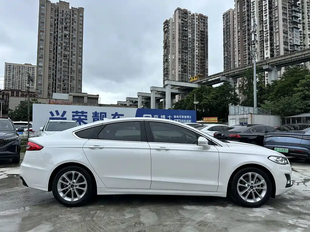 Ford Mondeo 2020 EcoBoost 180 Fashion