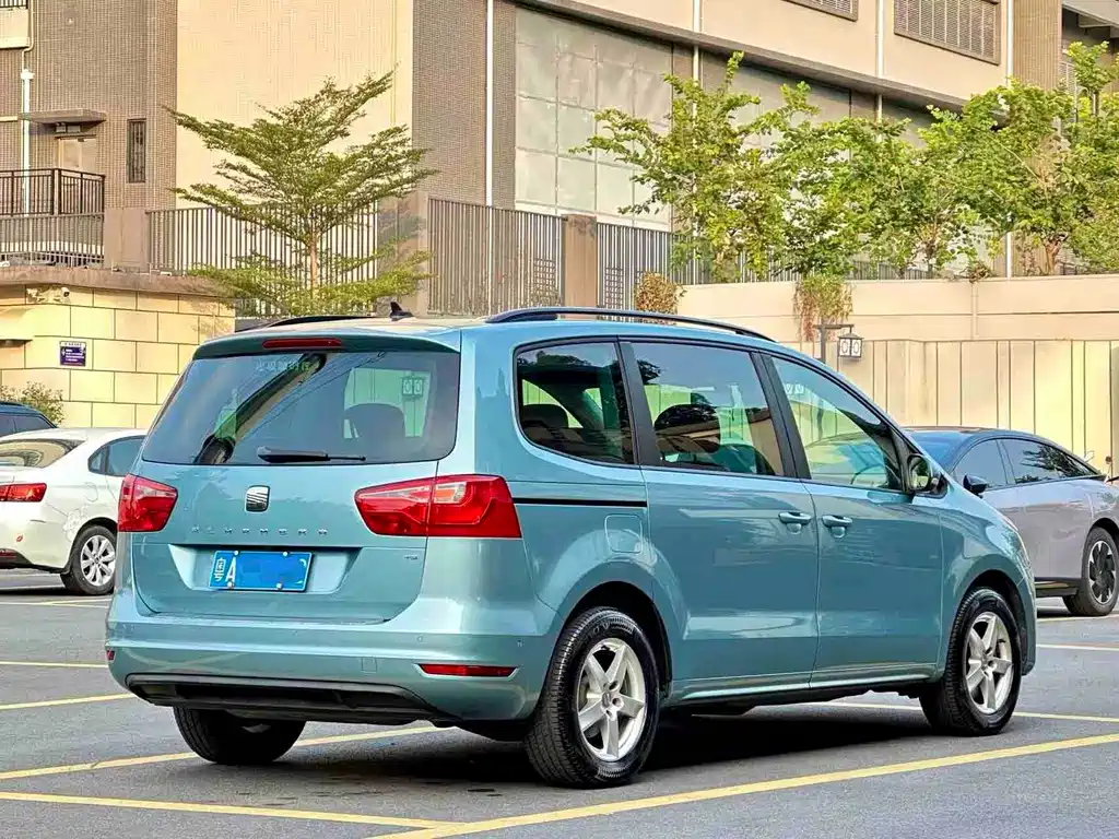 SEAT Alhambra — миниатюра 6