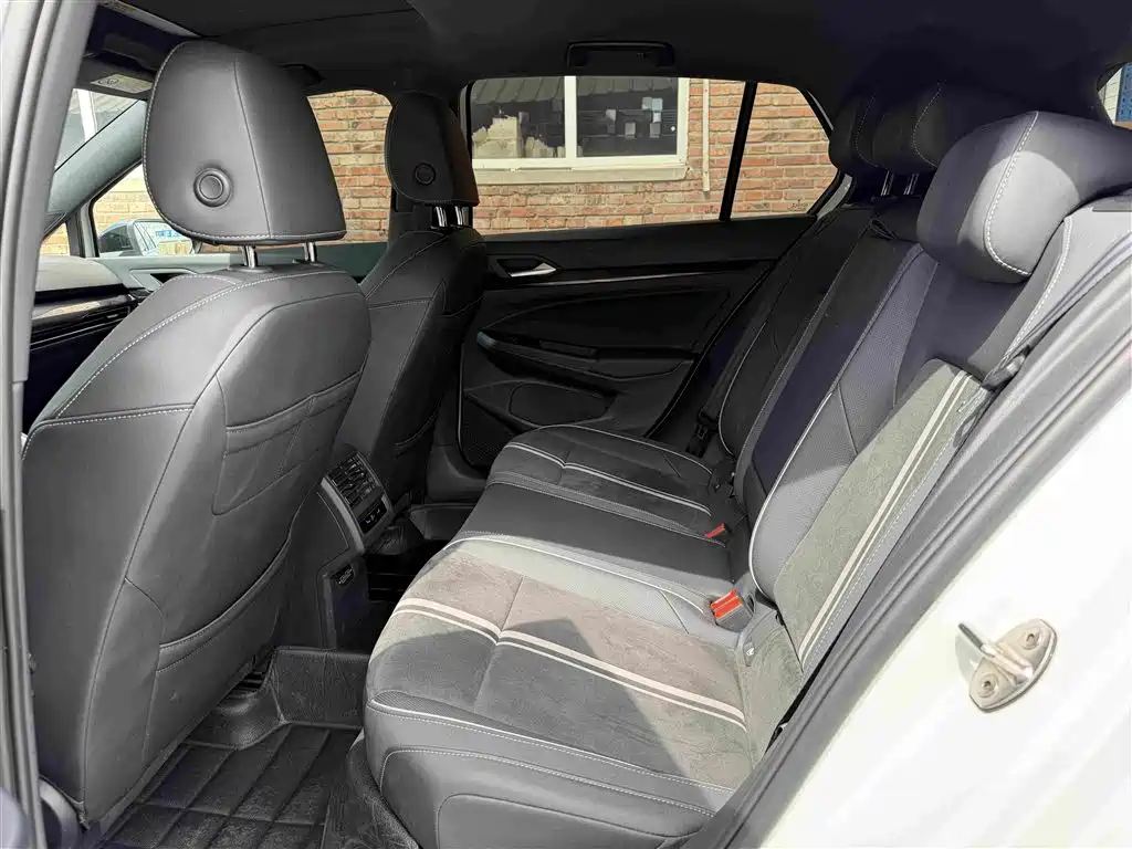 Volkswagen Golf — миниатюра 15