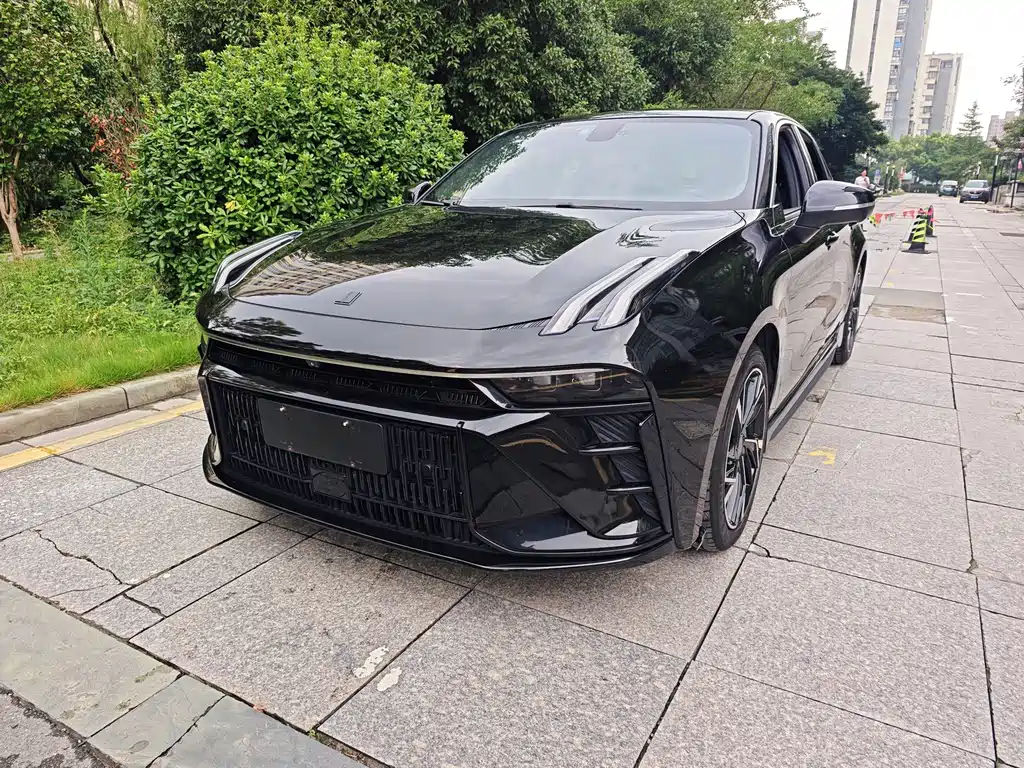 Lynk & Co 03 — миниатюра 2