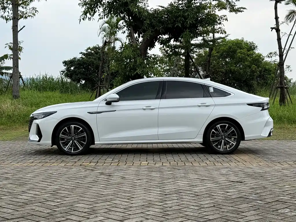 Chery Arrizo 8 — миниатюра 24
