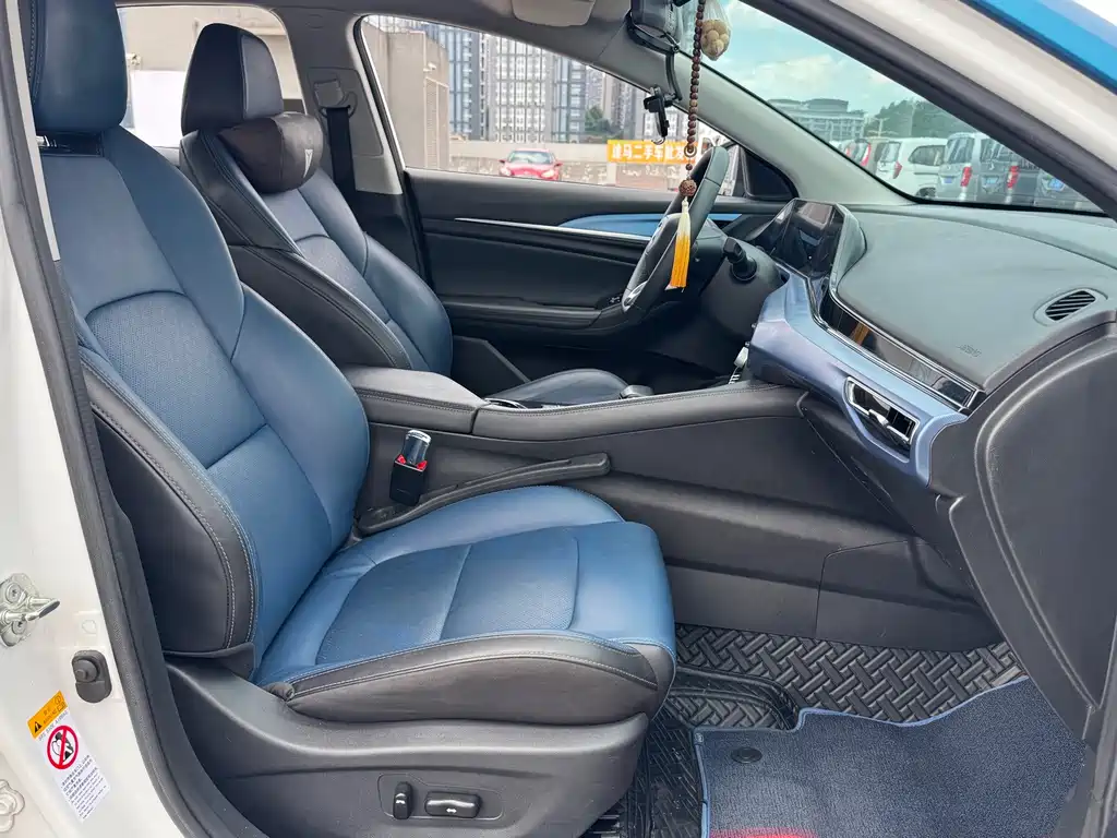 Changan Eado New Energy — миниатюра 11