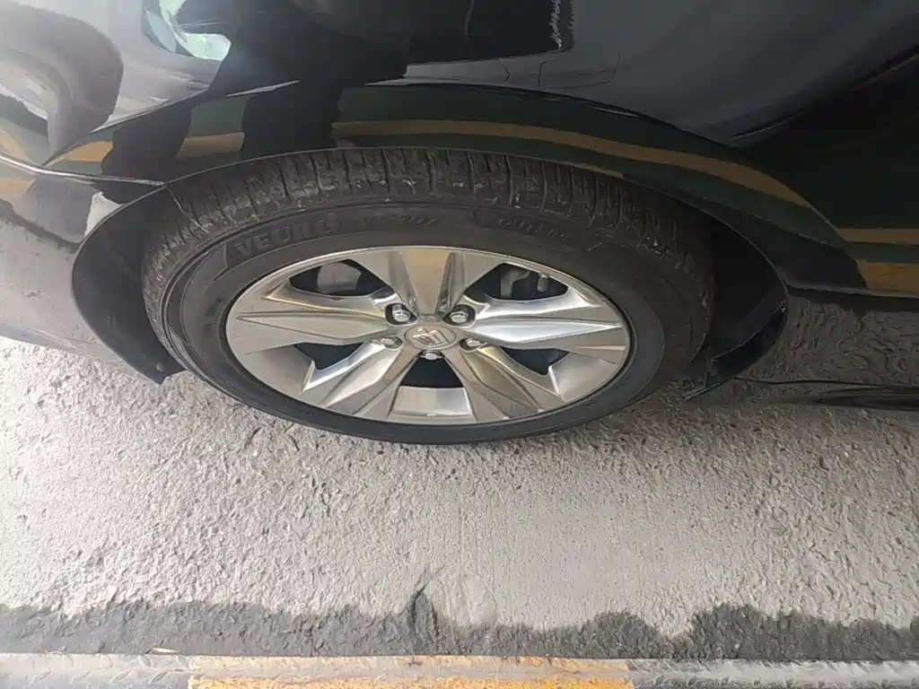Toyota Crown — миниатюра 23