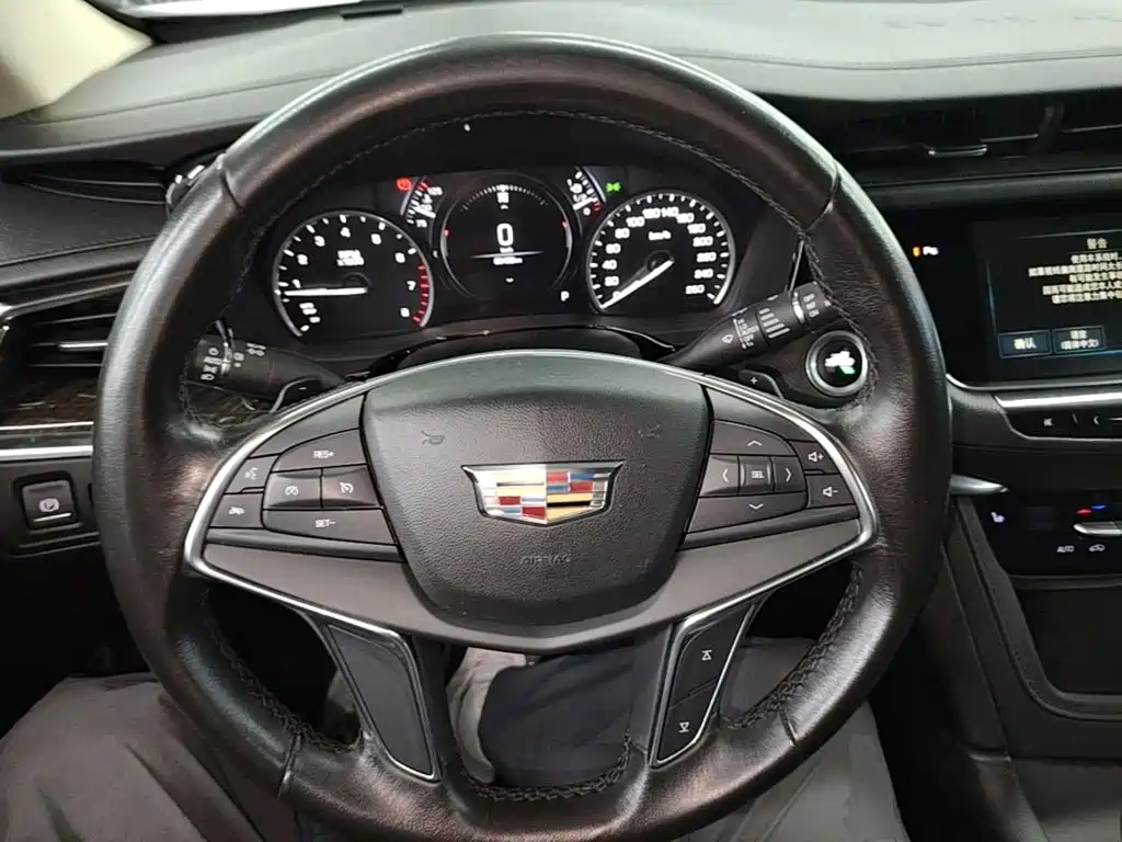 Cadillac XT5 — миниатюра 11