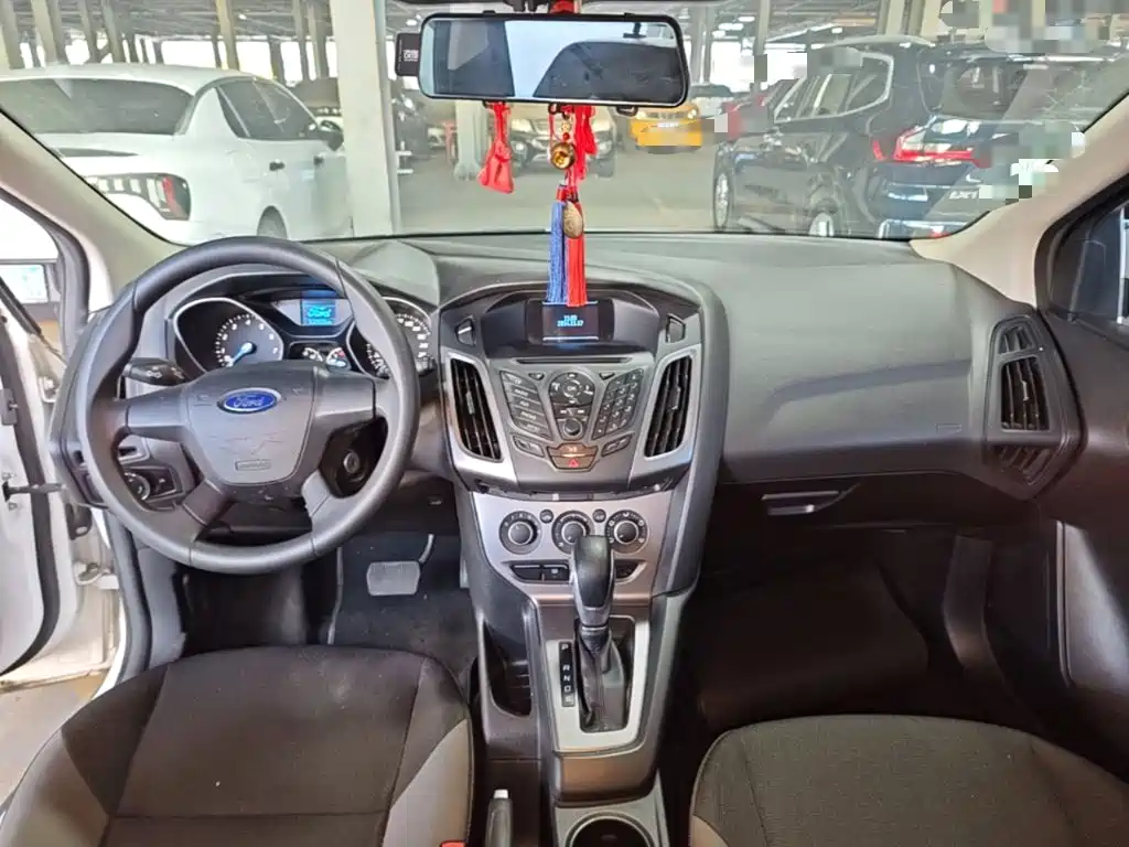 Ford Focus — миниатюра 10