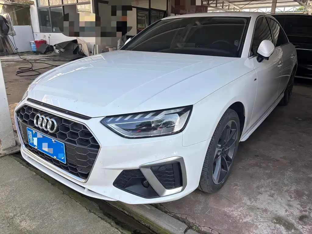 Купить Audi A4L