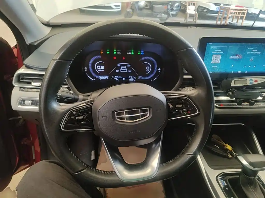 Geely Emgrand — миниатюра 11
