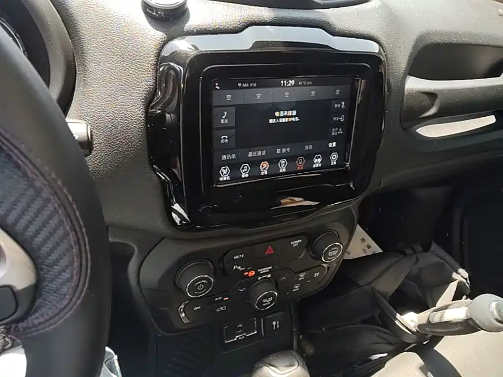 Jeep Renegade — миниатюра 13