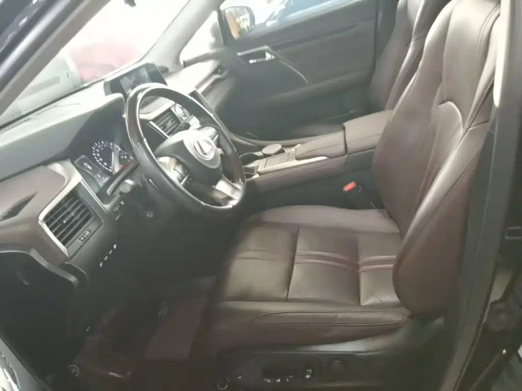 Lexus RX — миниатюра 15