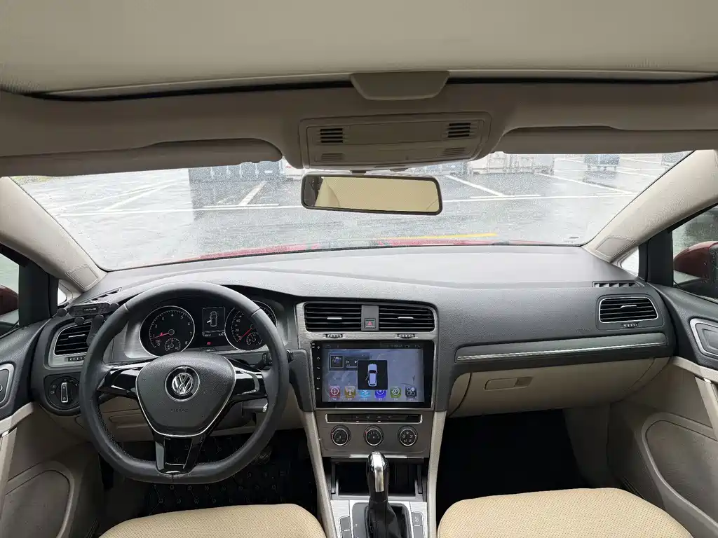 Volkswagen Golf — миниатюра 6
