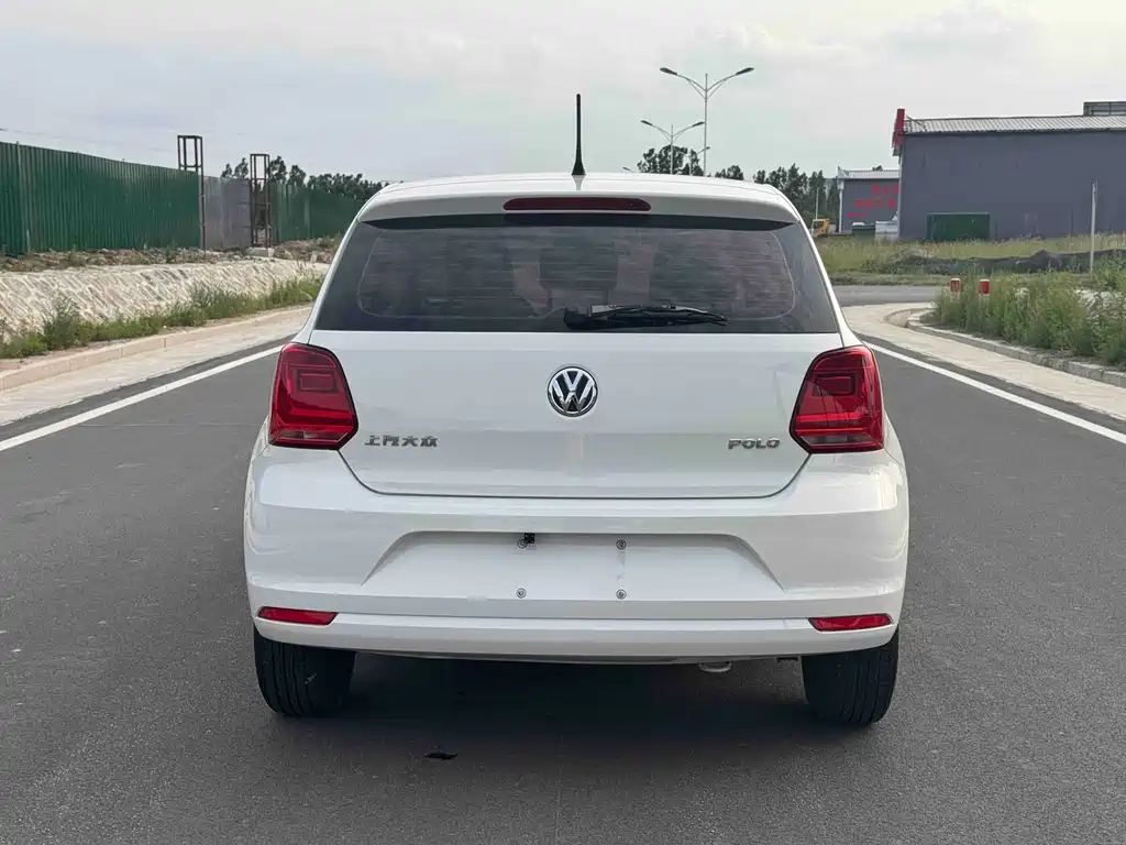 Volkswagen Polo — миниатюра 5