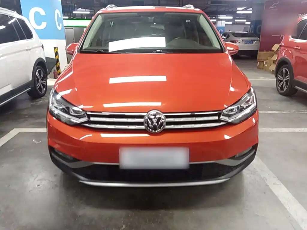 Volkswagen Touran — миниатюра 3