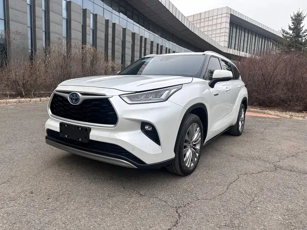 Toyota Highlander 2022