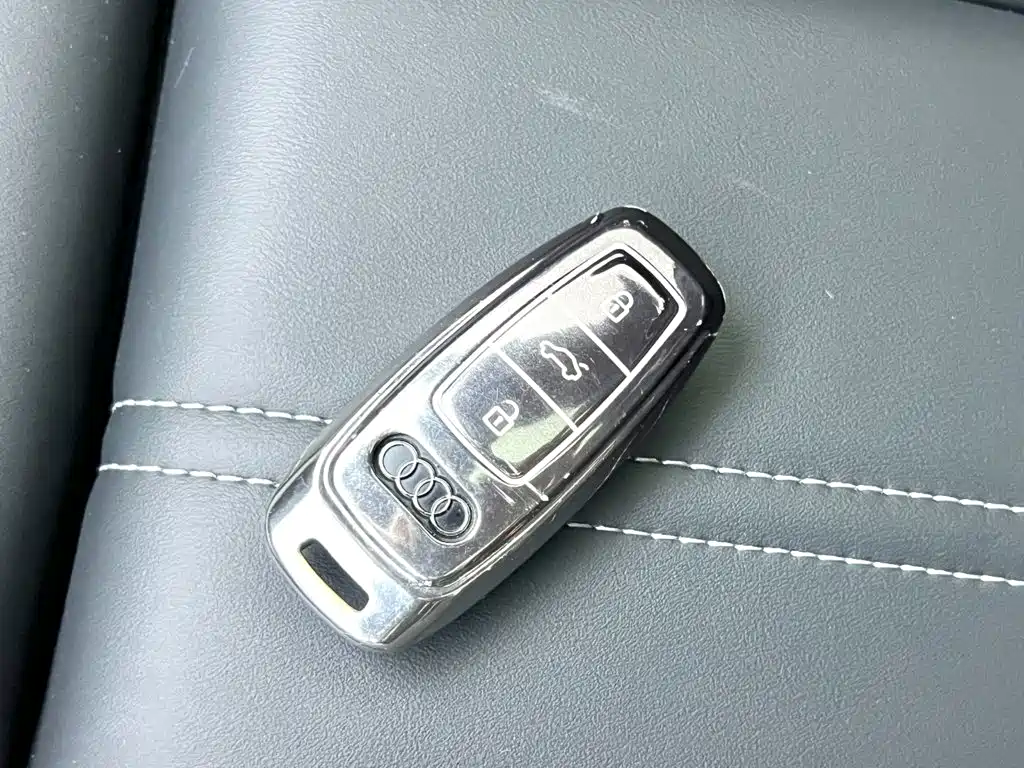 Audi Q4 e-tron — миниатюра 13