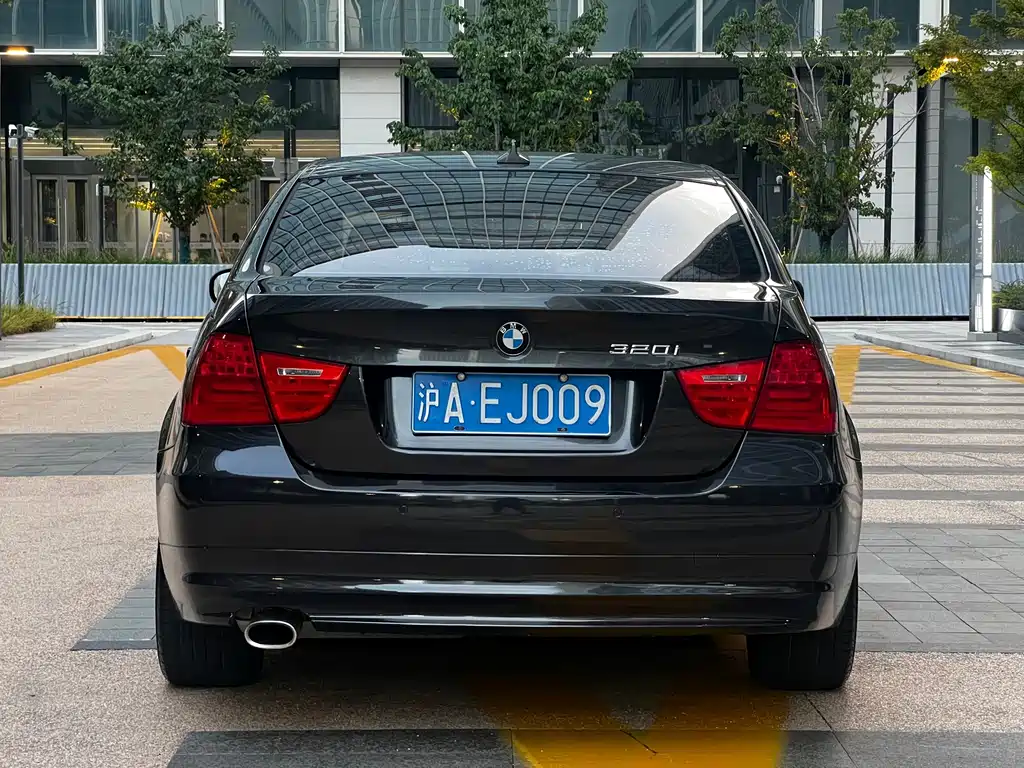 BMW 3 Series — миниатюра 35