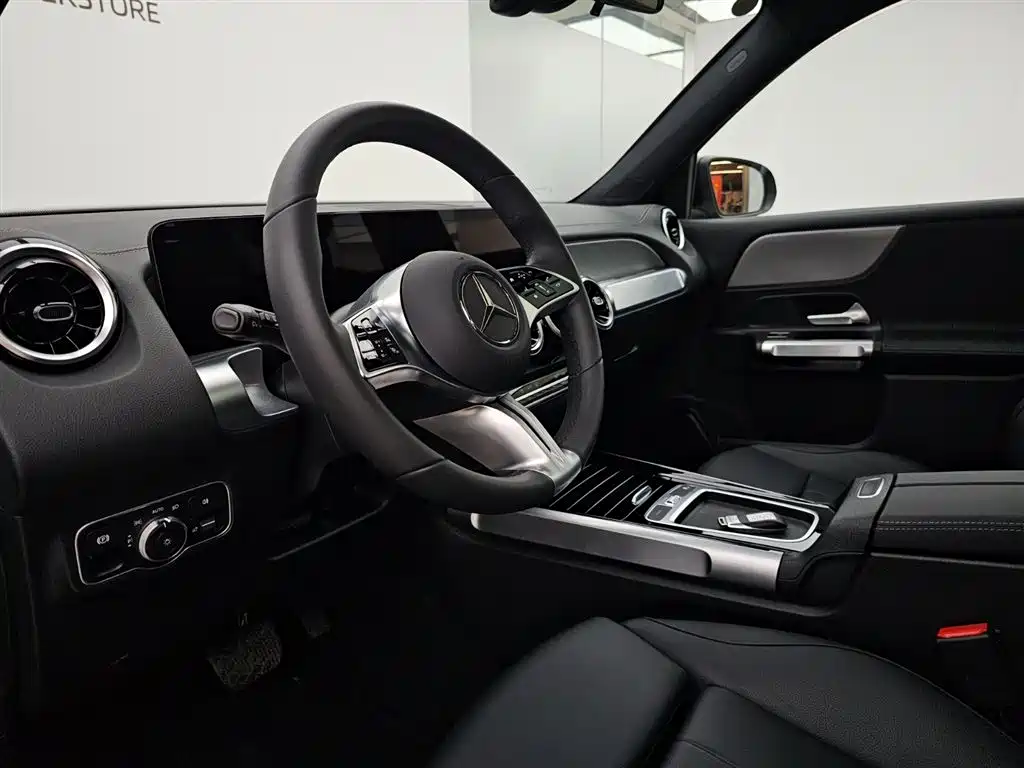Mercedes-Benz GLB 2024 GLB 200