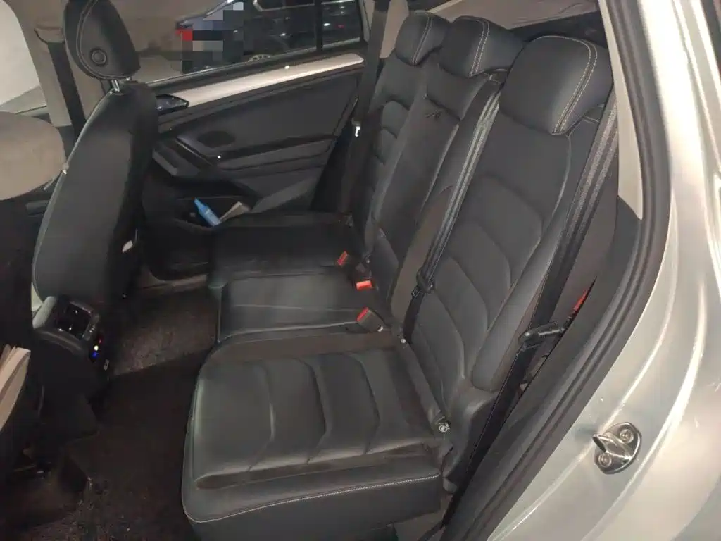 Volkswagen Tiguan L — миниатюра 15