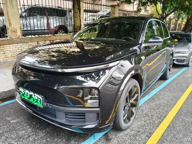 2024 Li Xiang L8