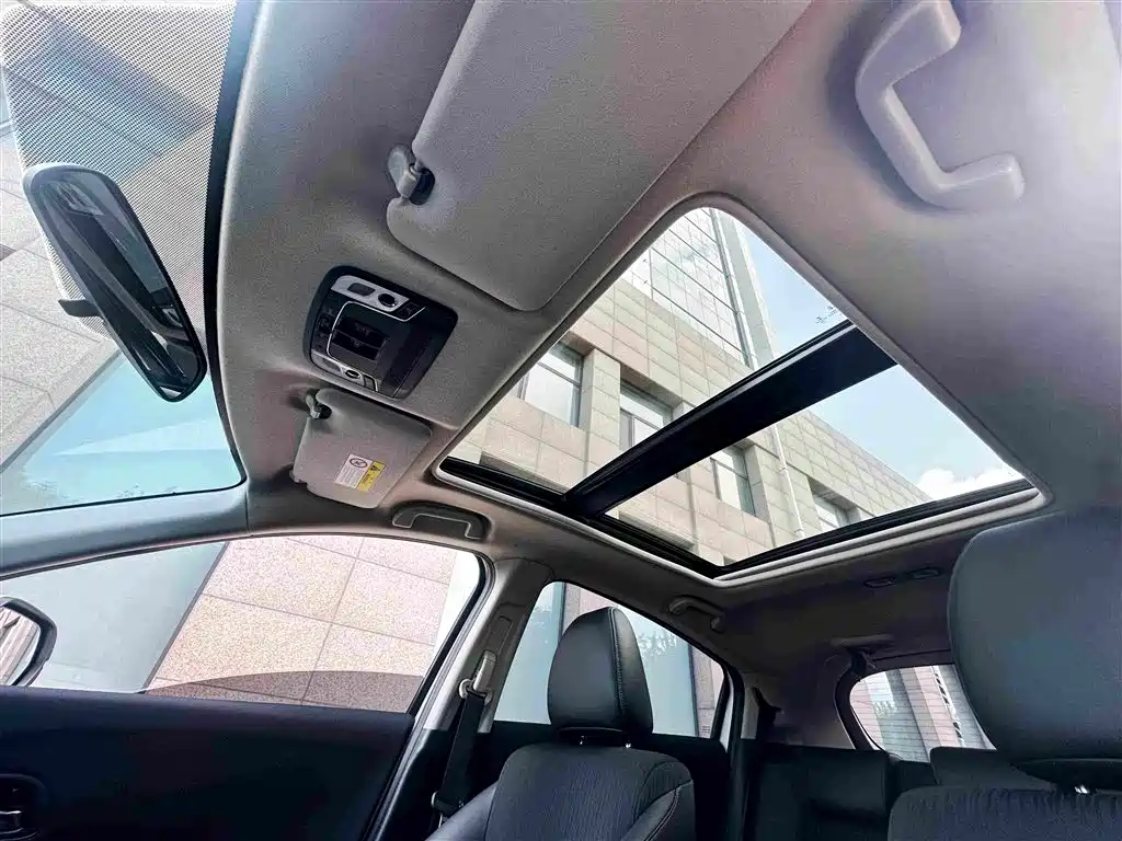 Honda Vezel — миниатюра 7
