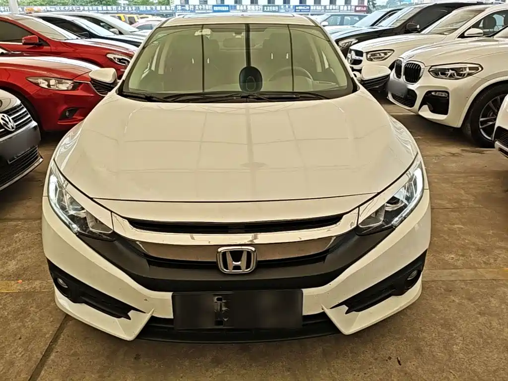 Honda Civic 2016 220TURBO CVT Luxury