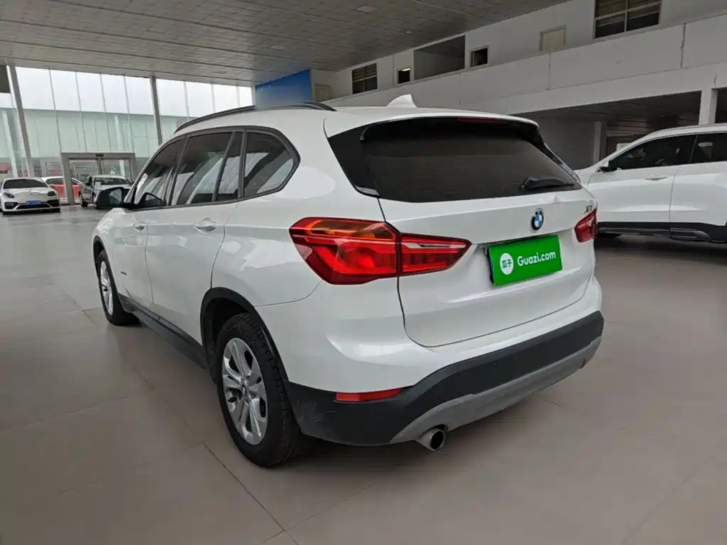 BMW X1 — миниатюра 5