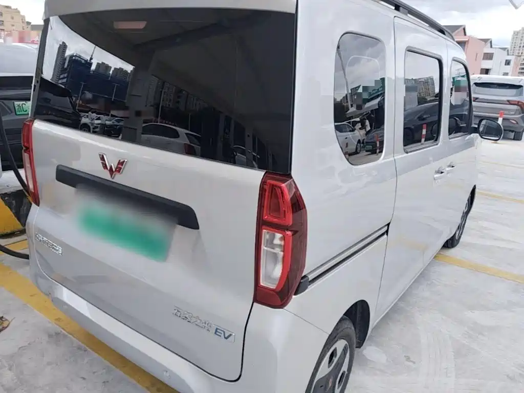 Wuling Zhiguang EV — миниатюра 7