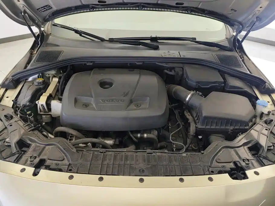 Volvo S60 — миниатюра 10