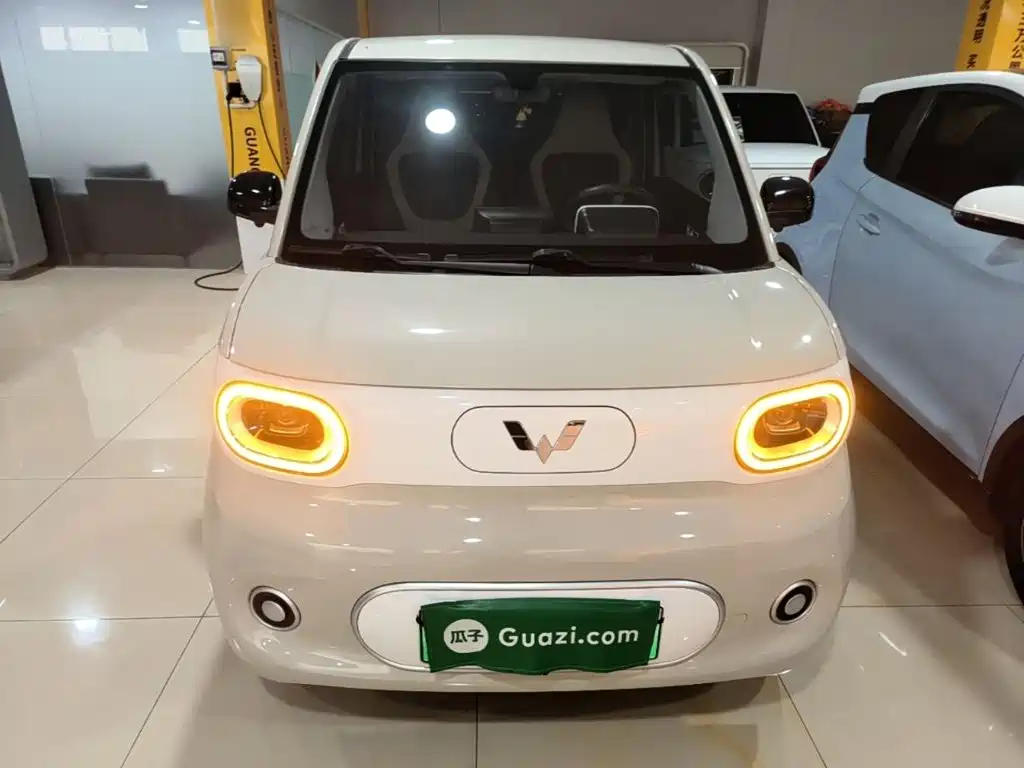 Wuling MINIEV — миниатюра 3