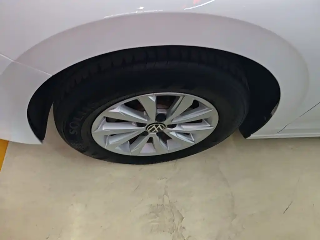 Volkswagen Bora — миниатюра 23