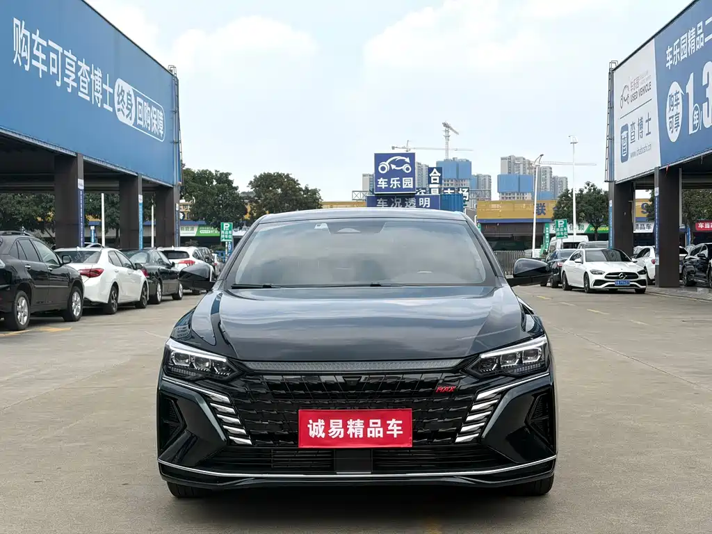 Dongfeng Aeolus Yixuan Max MAX 2023 1.5T