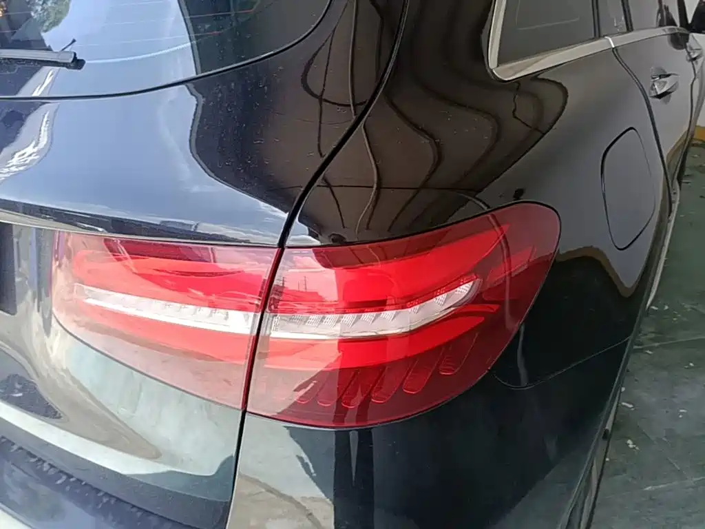 Mercedes-Benz GLC 2017 GLC 300 4MATIC Luxury