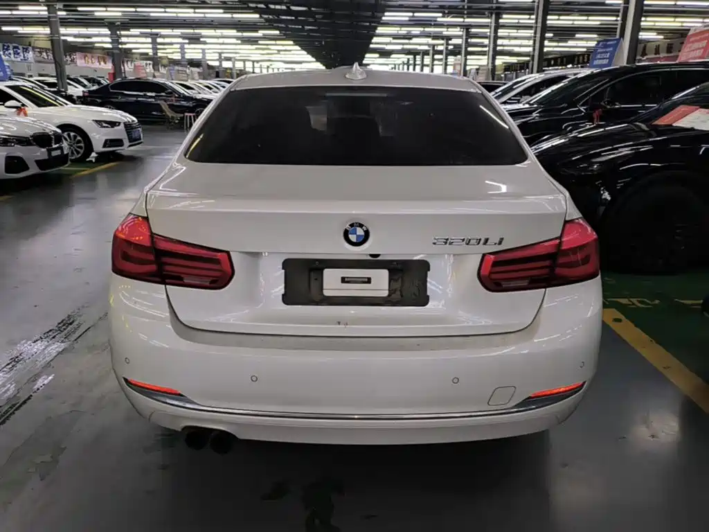 BMW 3 Series — миниатюра 6