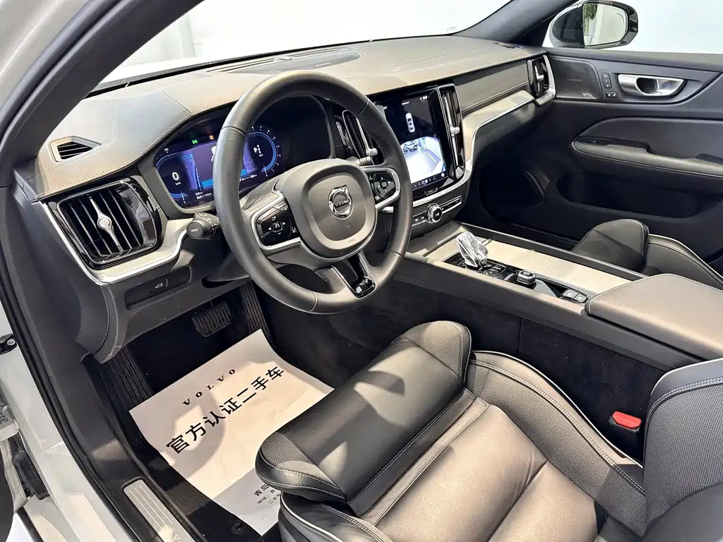 Volvo S60 — миниатюра 7
