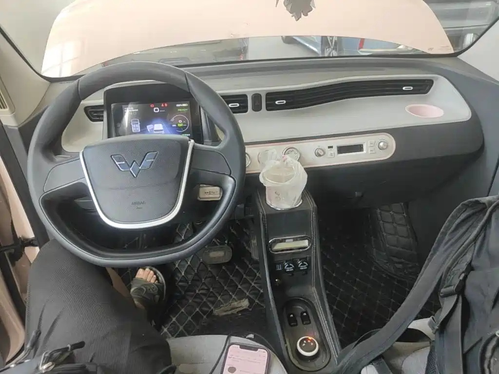 Wuling MINIEV — миниатюра 10