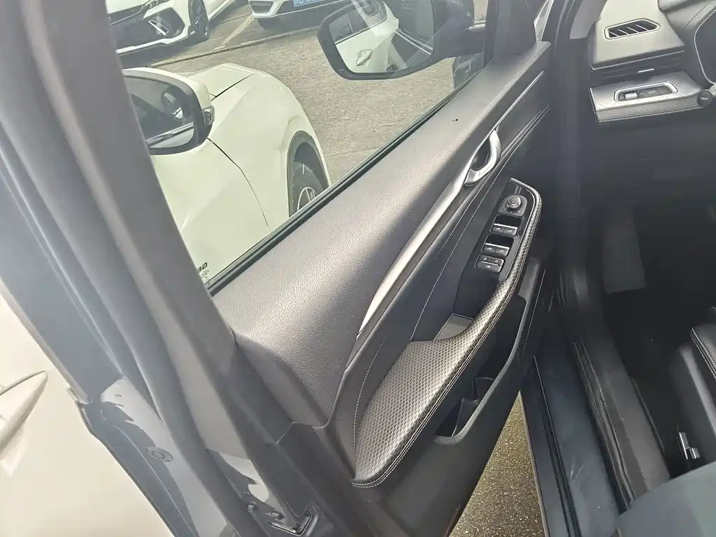 Geely Xingrui — миниатюра 13