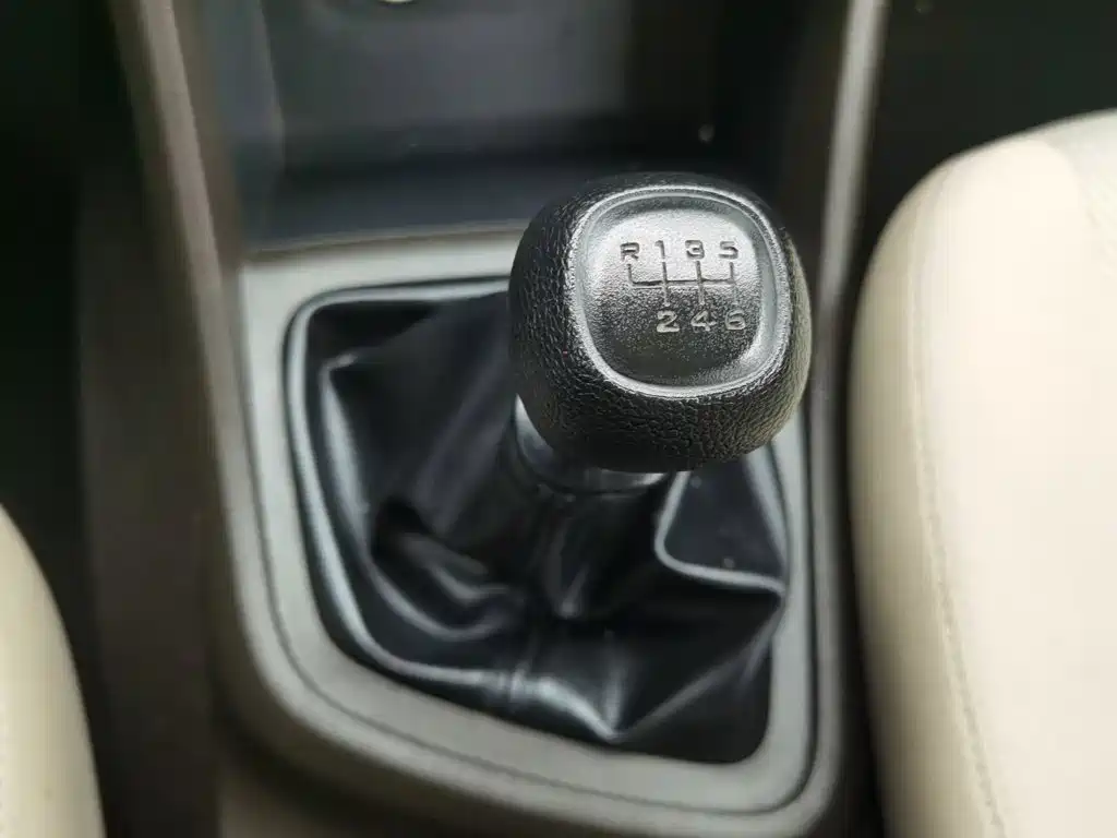 Wuling Hongguang V — миниатюра 13