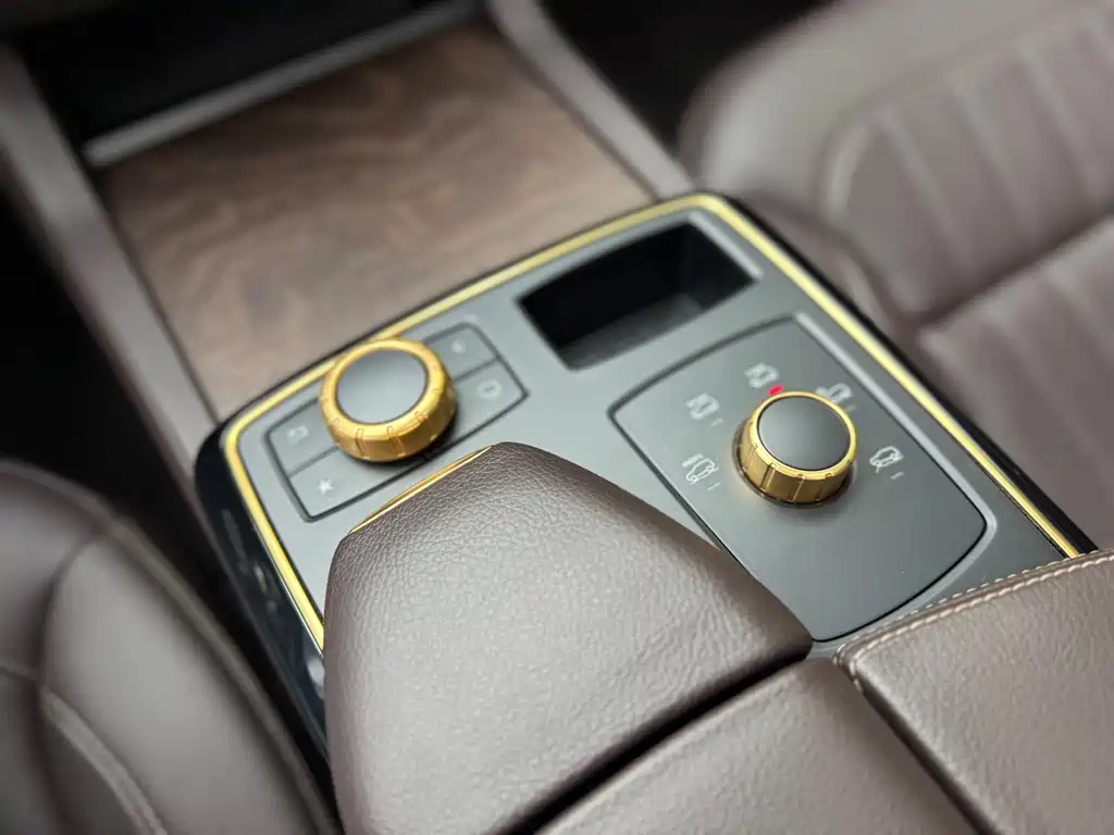 Mercedes-Benz GLE (Import) — миниатюра 15