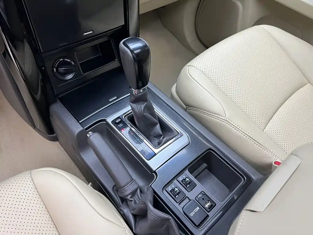Toyota Prado (Import) — миниатюра 11