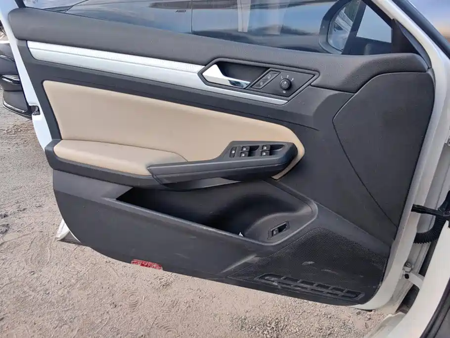 Volkswagen Lamando — миниатюра 7