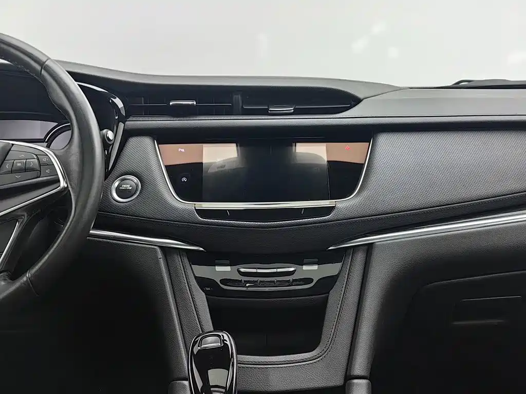 Cadillac XT5 — миниатюра 12