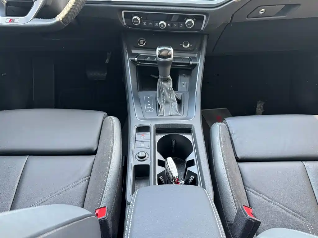 Audi Q3 Sportback — миниатюра 17