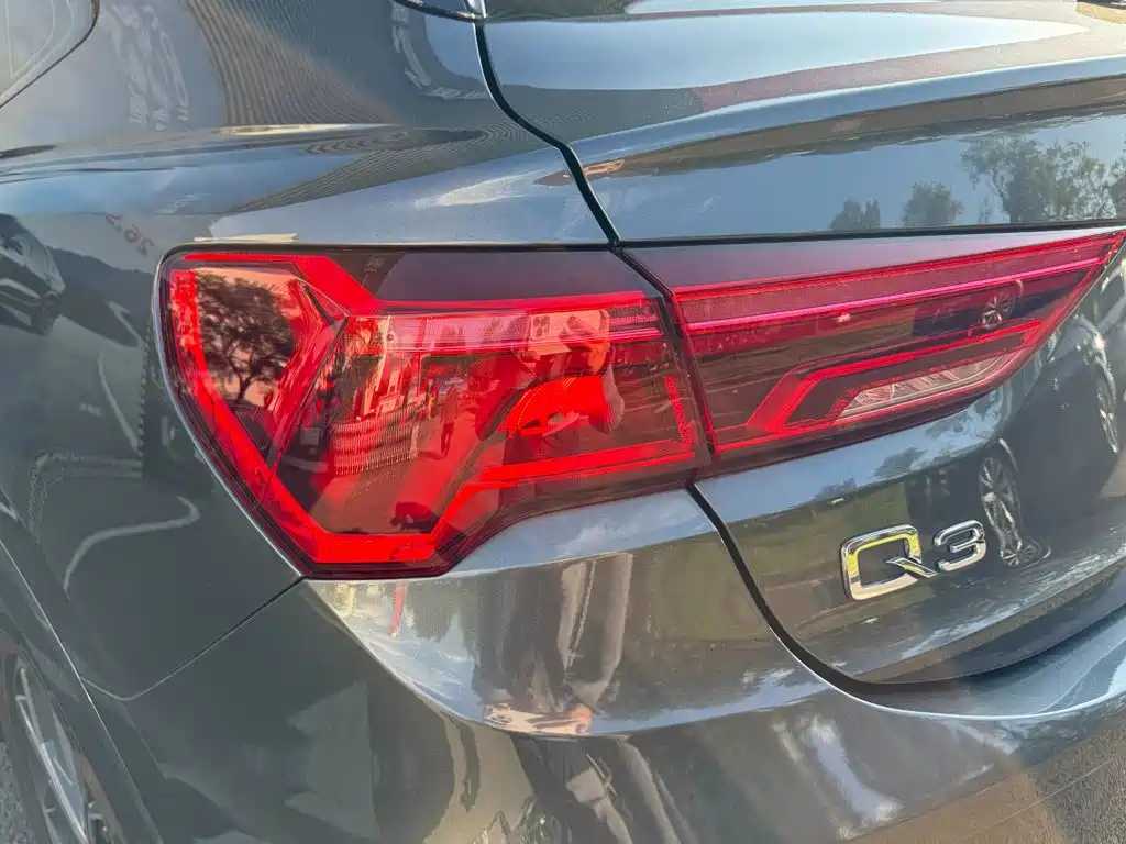 Audi Q3 Sportback — миниатюра 30