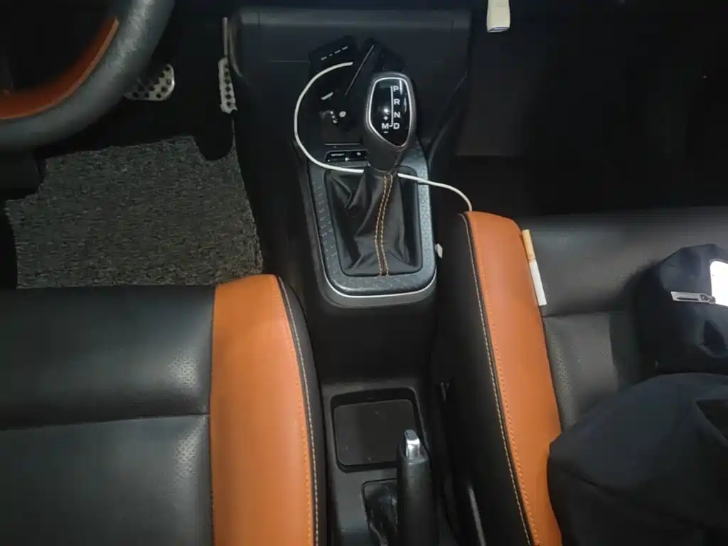 Geely Vision X1 — миниатюра 14