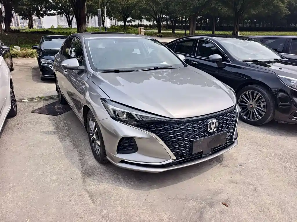 Changan Eado — миниатюра 3