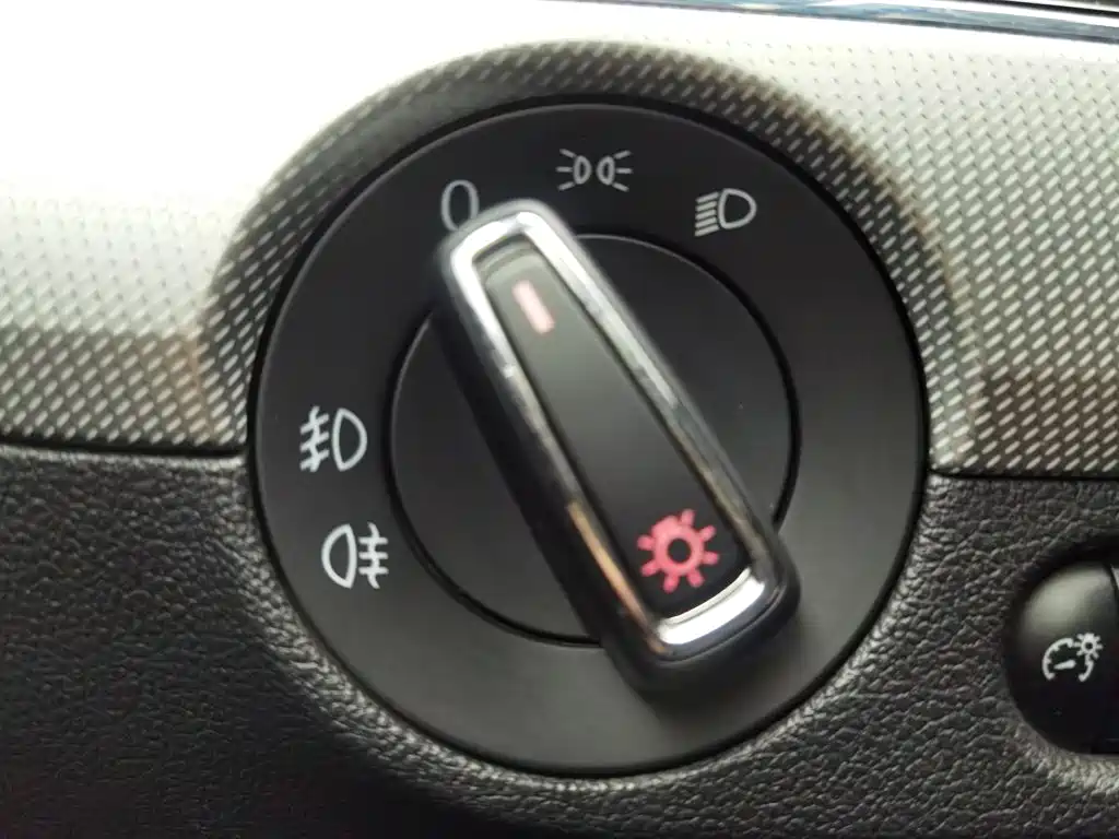 Volkswagen Sagitar — миниатюра 21