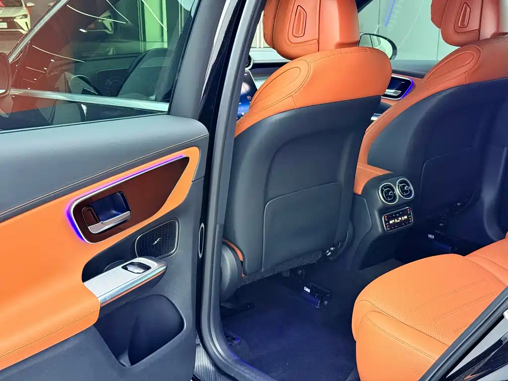 Mercedes-Benz GLC — миниатюра 9